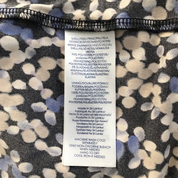 EUC Chaps Swing Dress • Size M • Flutter Sleeves and Fun print! - Picture 9 of 9